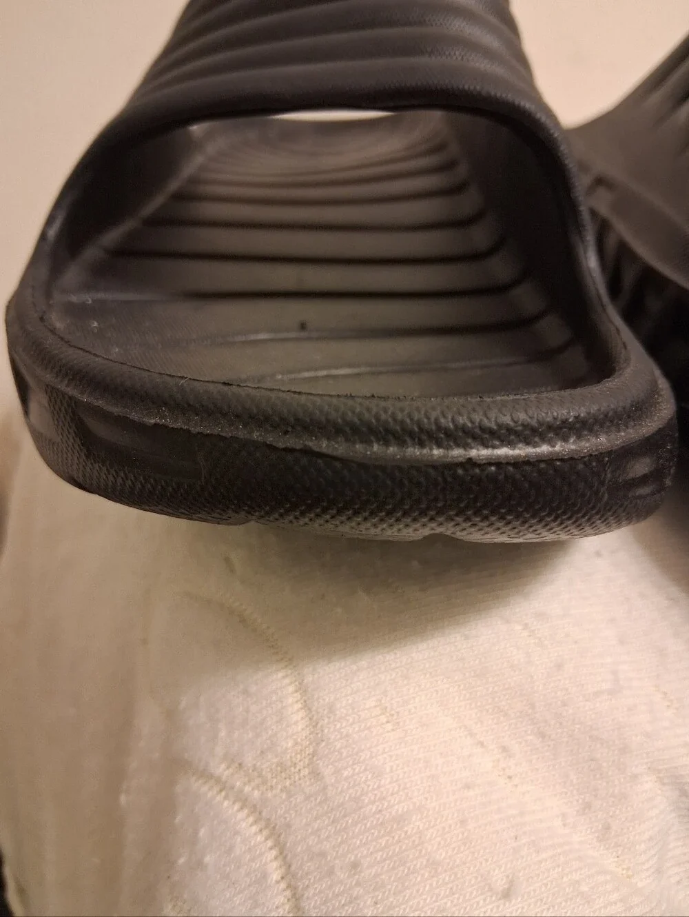 Men's KUAILU Black Slip-On Comfort Slides Similar to Crocs , size 10